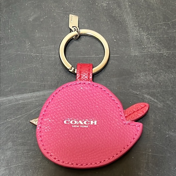 Coach leather keychain - Picture 2 of 2